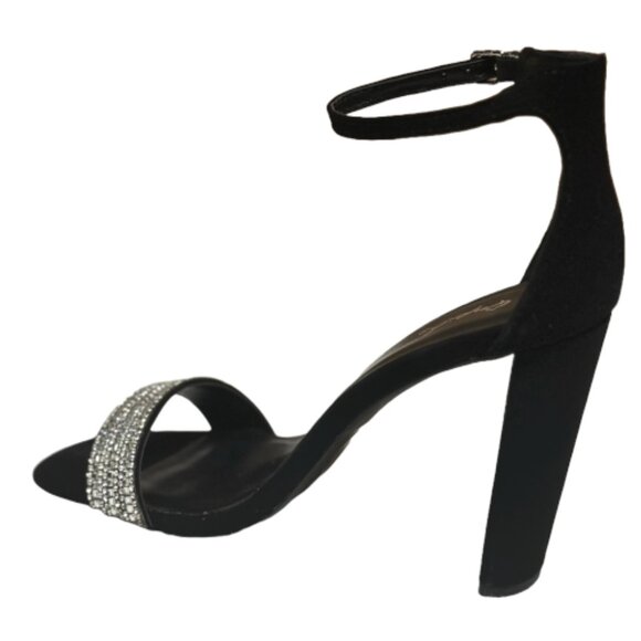 Qupid Elsi-10 Black Classic and Chic Toe Band High Heel with Ankle Strap Sandal - Picture 3 of 5